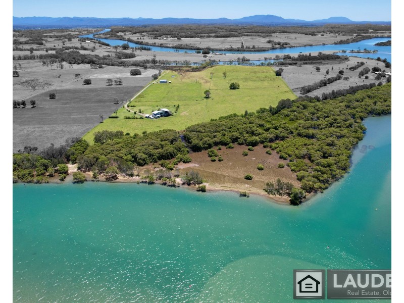 271 Cowans Lane, Oxley Island NSW 2430