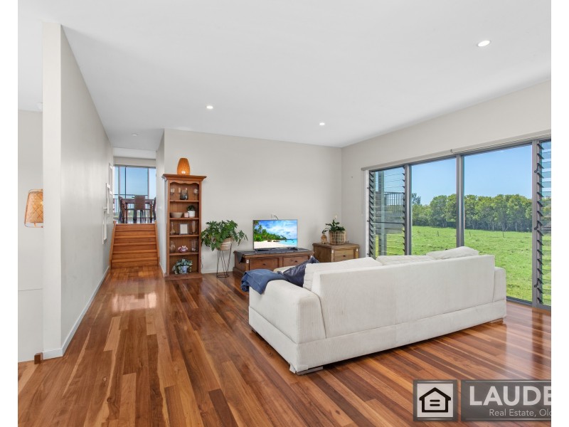 271 Cowans Lane, Oxley Island NSW 2430