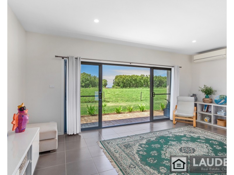 271 Cowans Lane, Oxley Island NSW 2430