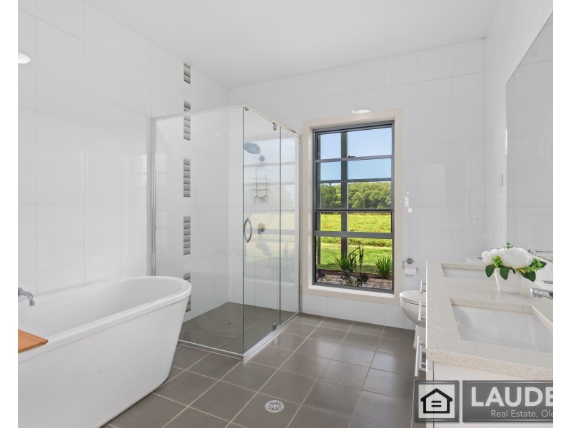 271 Cowans Lane, Oxley Island NSW 2430