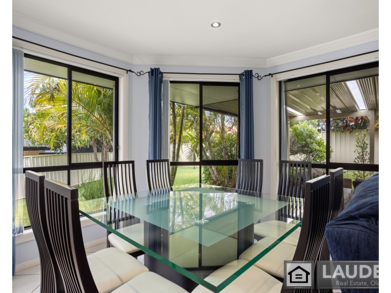 24 Mistral Place, Old Bar NSW 2430