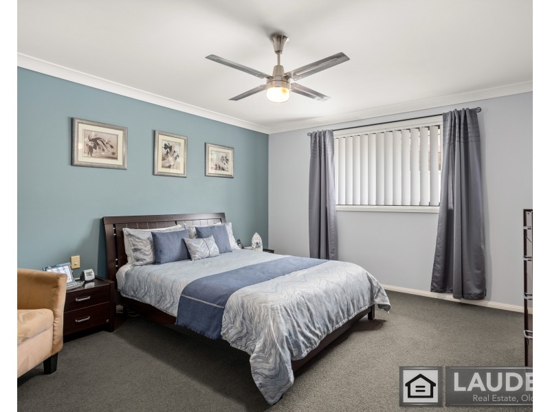 24 Mistral Place, Old Bar NSW 2430