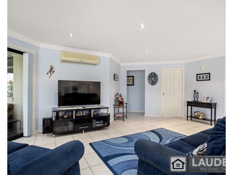 24 Mistral Place, Old Bar NSW 2430