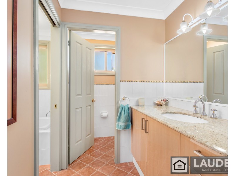 61 South Heron Road, Old Bar NSW 2430