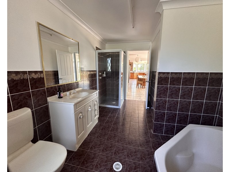 15 Spinnaker Cove, Wallabi Point NSW 2430