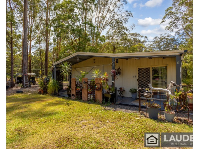2 Voss Place, Mitchells Island NSW 2430