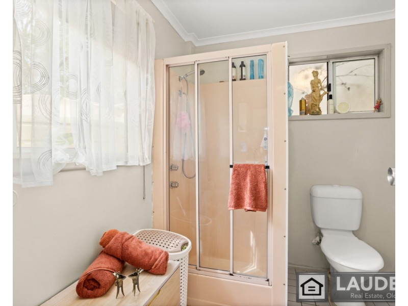 2 Voss Place, Mitchells Island NSW 2430