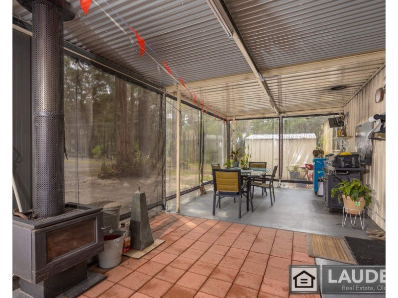 2 Voss Place, Mitchells Island NSW 2430
