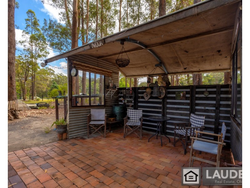 2 Voss Place, Mitchells Island NSW 2430