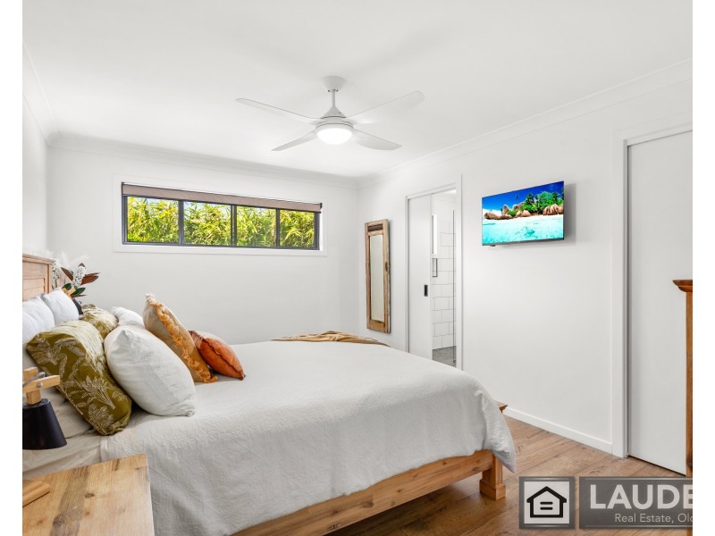11 Mariner Avenue, Old Bar NSW 2430