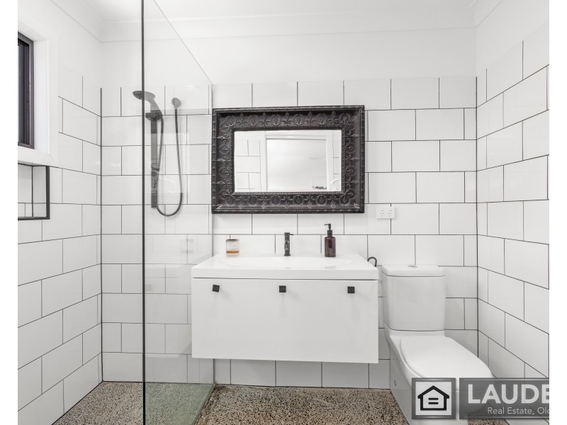 11 Mariner Avenue, Old Bar NSW 2430