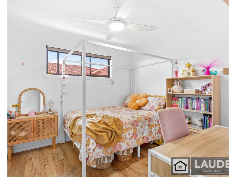 11 Mariner Avenue, Old Bar NSW 2430