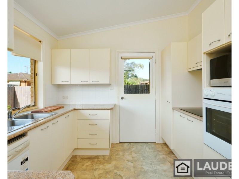 2/24 Sheppard Street, Old Bar NSW 2430