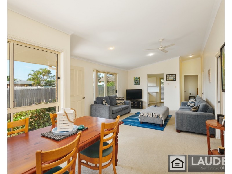 2/24 Sheppard Street, Old Bar NSW 2430