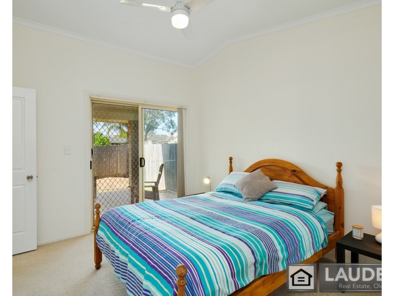 2/24 Sheppard Street, Old Bar NSW 2430