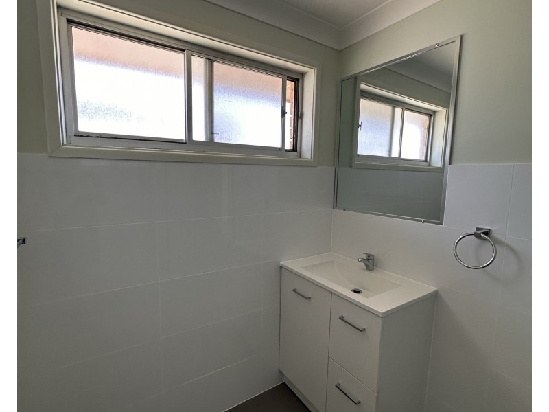 2/38 Hall Street, Old Bar NSW 2430