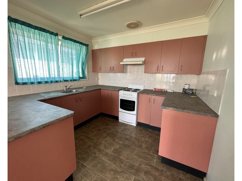 2/38 Hall Street, Old Bar NSW 2430