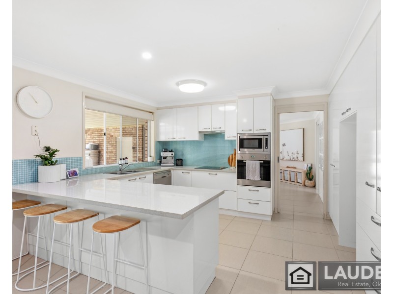 5 Casuarina Close, Old Bar NSW 2430