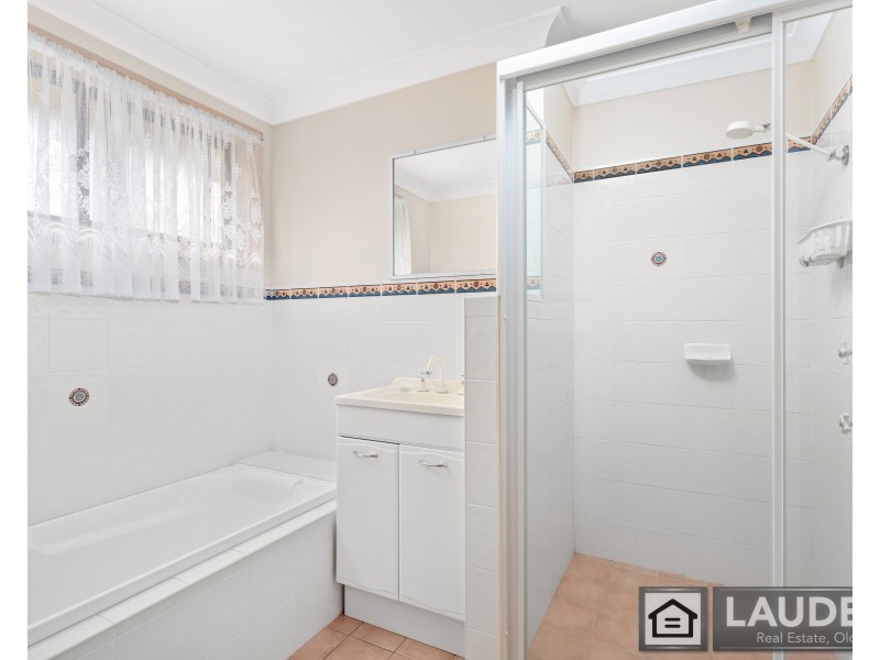 13 Bluehaven Drive, Old Bar NSW 2430