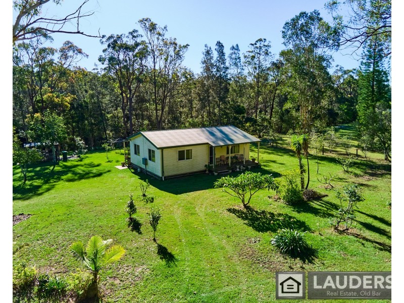 61 Manning Point Road, Old Bar NSW 2430
