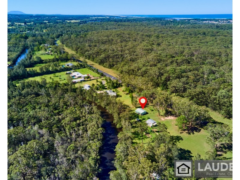 61 Manning Point Road, Old Bar NSW 2430