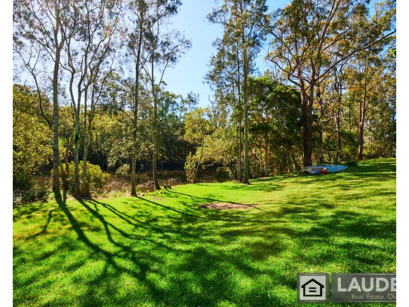 61 Manning Point Road, Old Bar NSW 2430