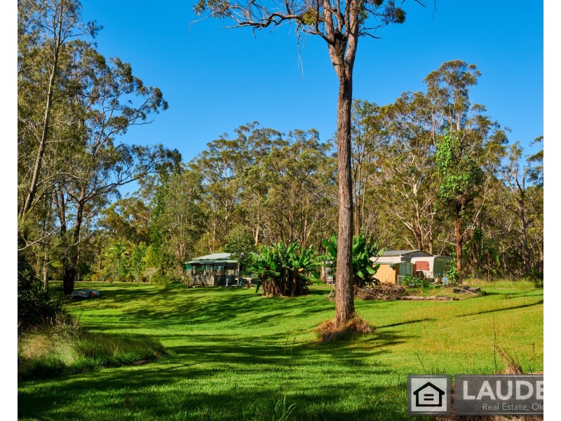 61 Manning Point Road, Old Bar NSW 2430