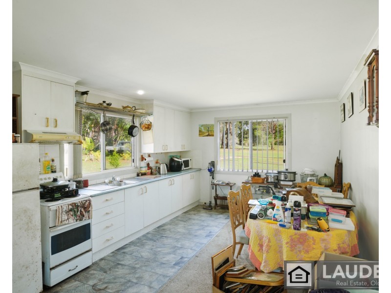 61 Manning Point Road, Old Bar NSW 2430