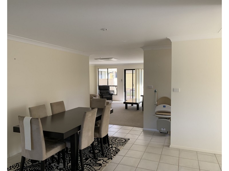 32b Ivy Crescent, Old Bar NSW 2430