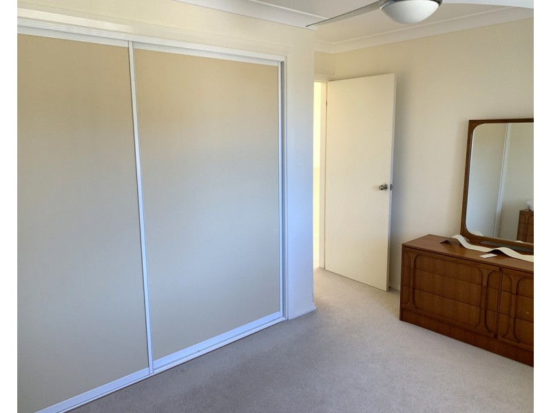 32b Ivy Crescent, Old Bar NSW 2430