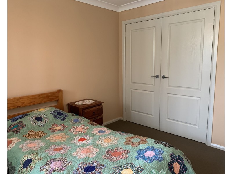 28 Albatross Way, Old Bar NSW 2430