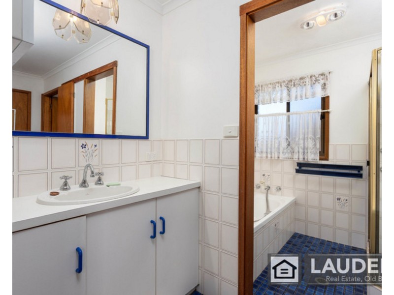 43 Gannet Crescent, Old Bar NSW 2430