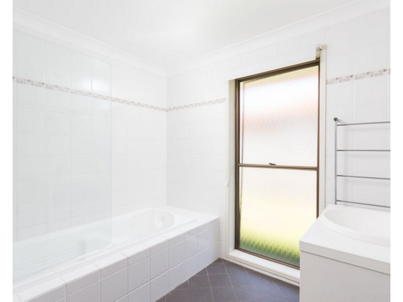 26 Gannet Crescent, Old Bar NSW 2430