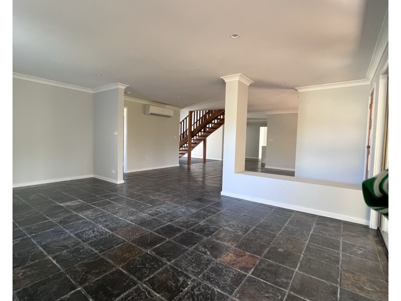 16 Berber Road, Old Bar NSW 2430