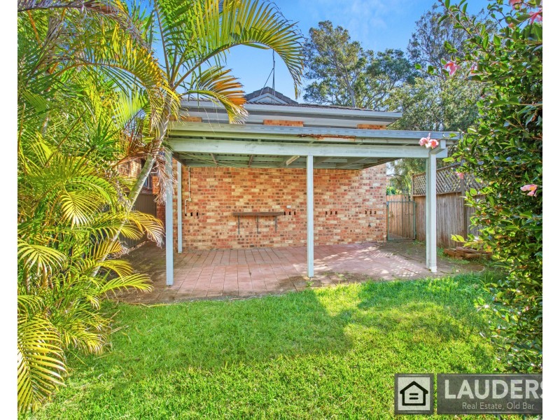 2/72 Waterman Street, Old Bar NSW 2430