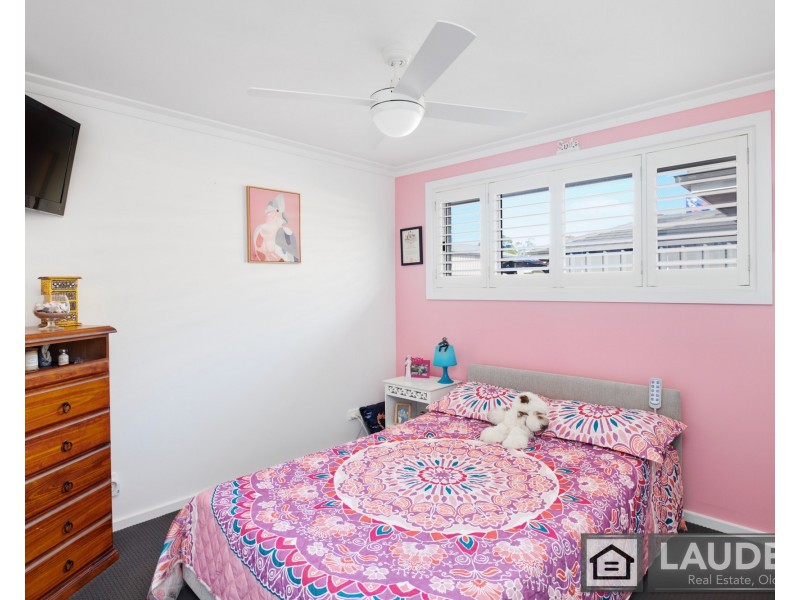1/15 Tropicbird Crescent, Old Bar NSW 2430