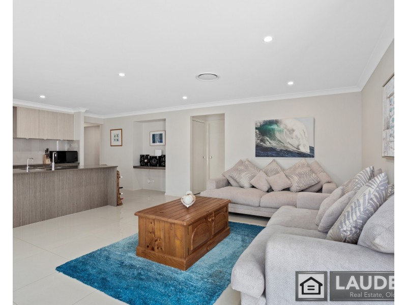 4 Threadfin Court, Old Bar NSW 2430