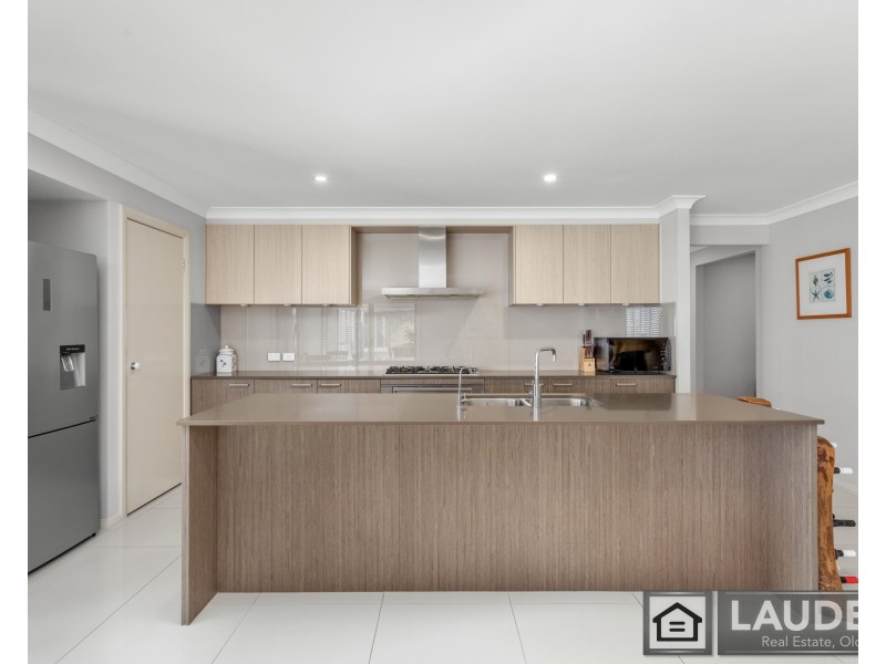 4 Threadfin Court, Old Bar NSW 2430