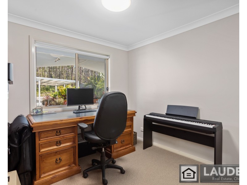 4 Threadfin Court, Old Bar NSW 2430