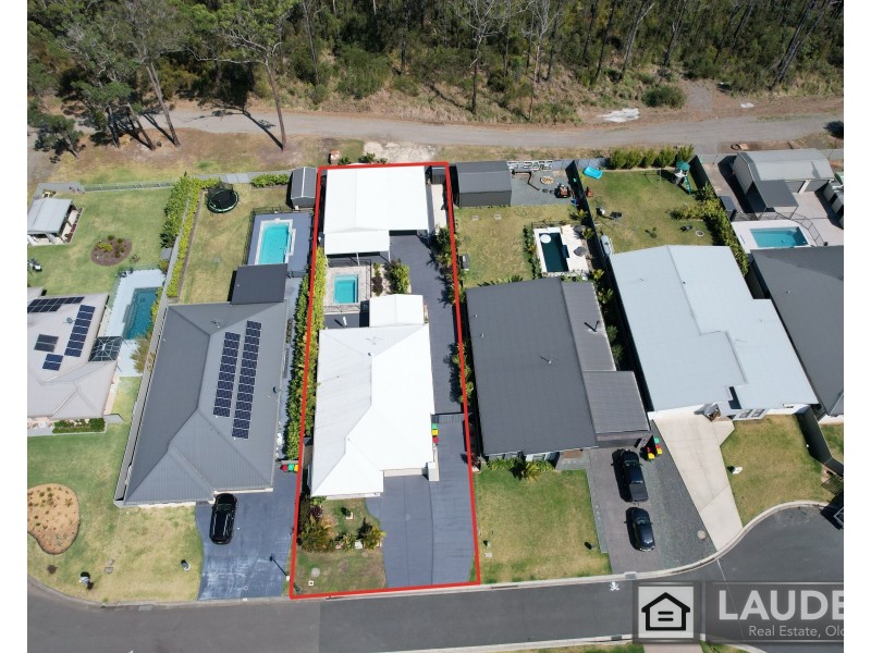 4 Threadfin Court, Old Bar NSW 2430