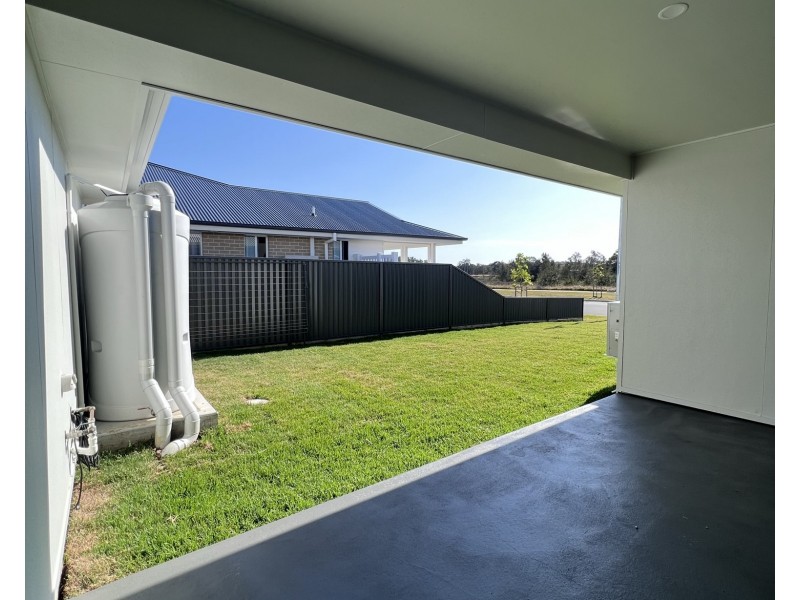 18 Marra Drive, Old Bar NSW 2430