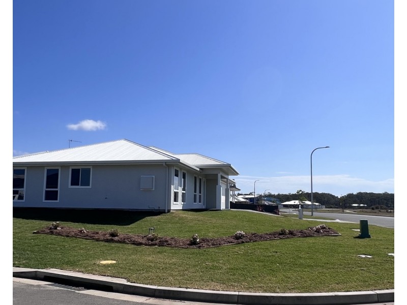 18 Marra Drive, Old Bar NSW 2430