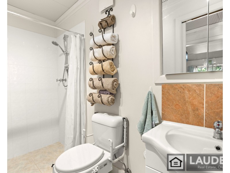 15 South Heron Road, Old Bar NSW 2430