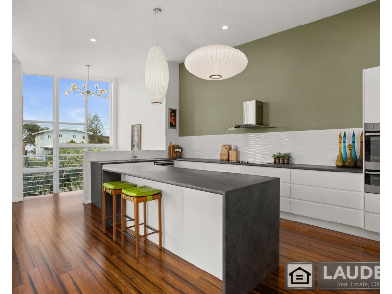 7 Lewis Street, Old Bar NSW 2430