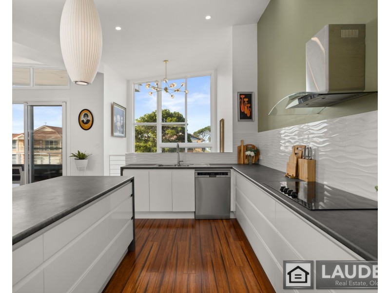 7 Lewis Street, Old Bar NSW 2430