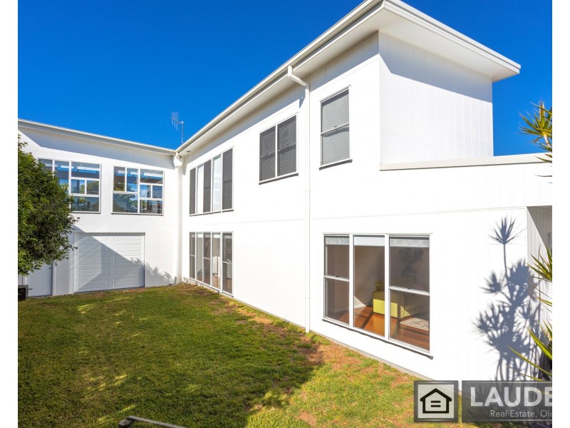 7 Lewis Street, Old Bar NSW 2430