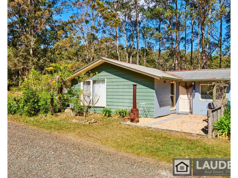 168 Metz Road, Old Bar NSW 2430