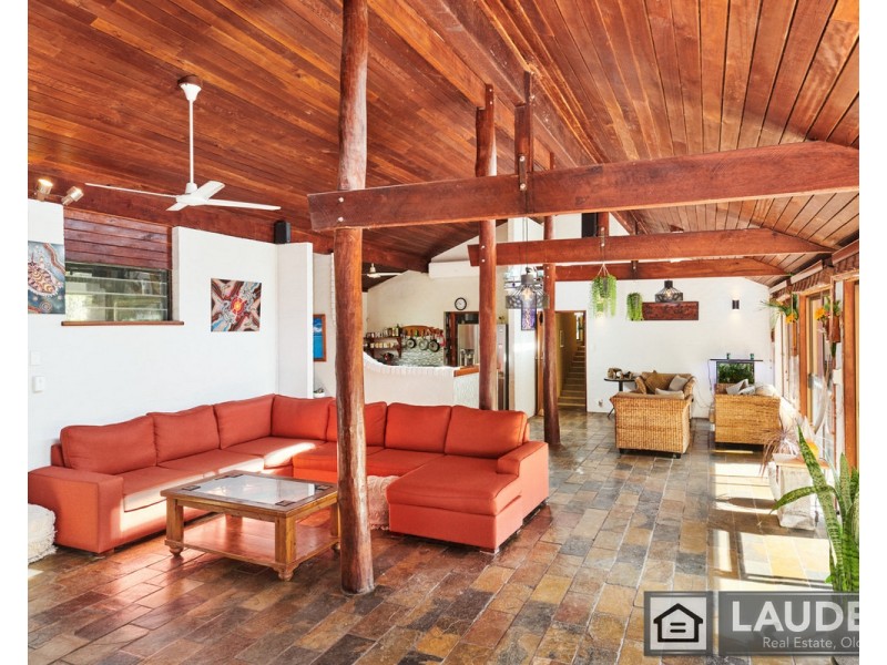 168 Metz Road, Old Bar NSW 2430