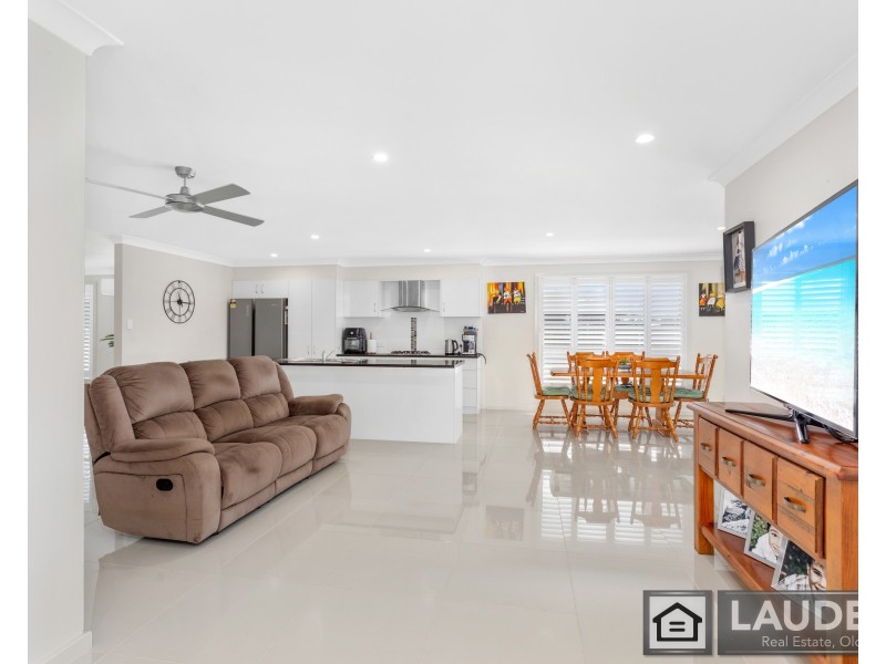9 Threadfin Court, Old Bar NSW 2430