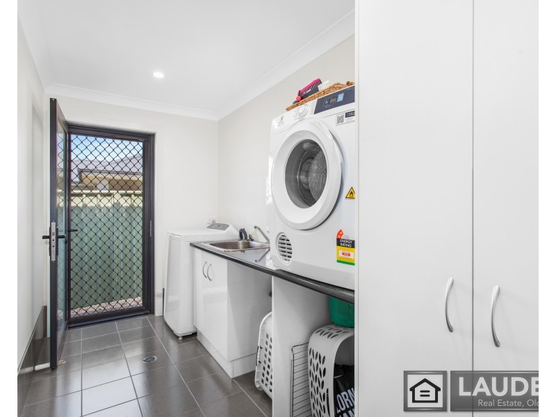 9 Threadfin Court, Old Bar NSW 2430